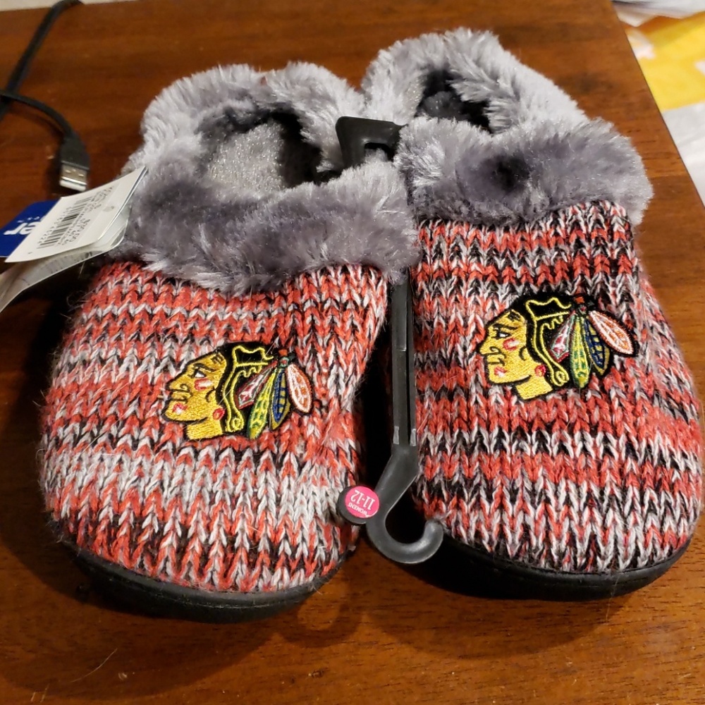 Chicago Blackhawks women's clog slippers sz 11/12